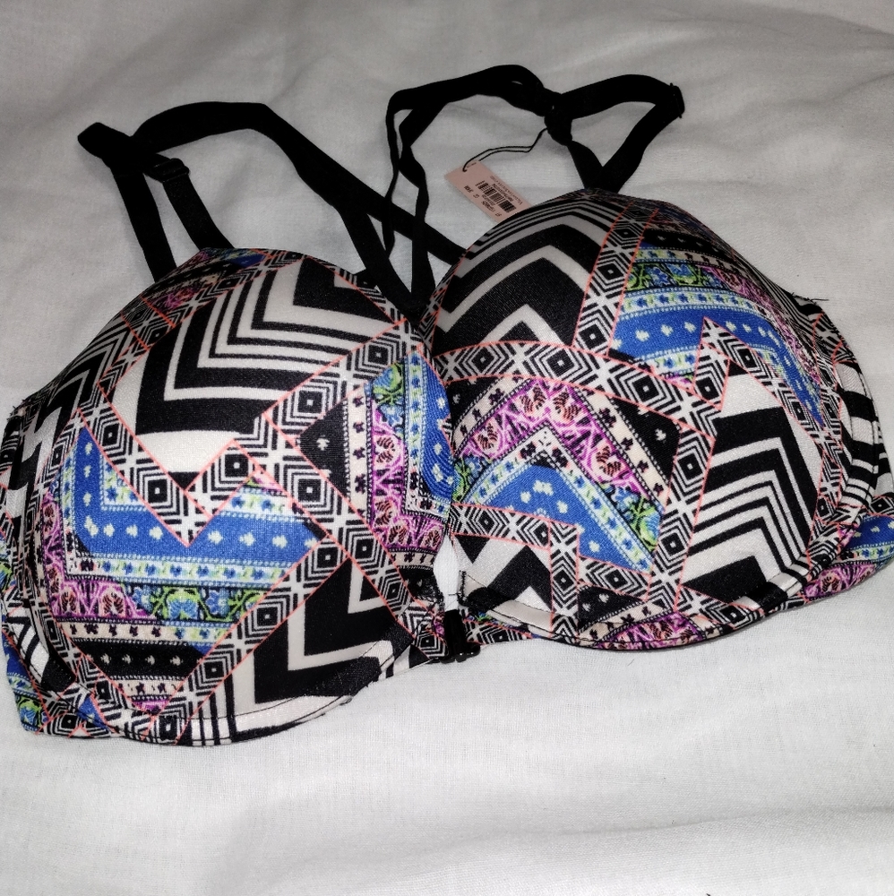 Victoria's secret pushup bra.